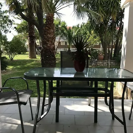 My Garden's Maisonettes אצ'ארבי
